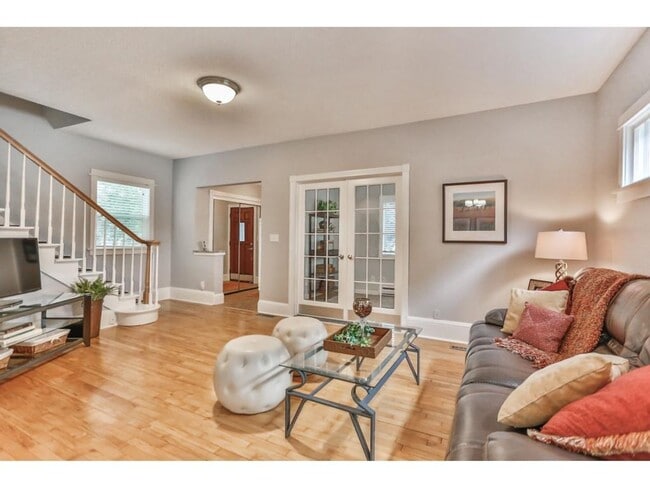 Photo - 4212 France Ave S