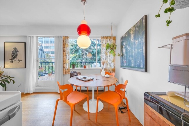 Photo - 1925 Nelson St. Unit 300