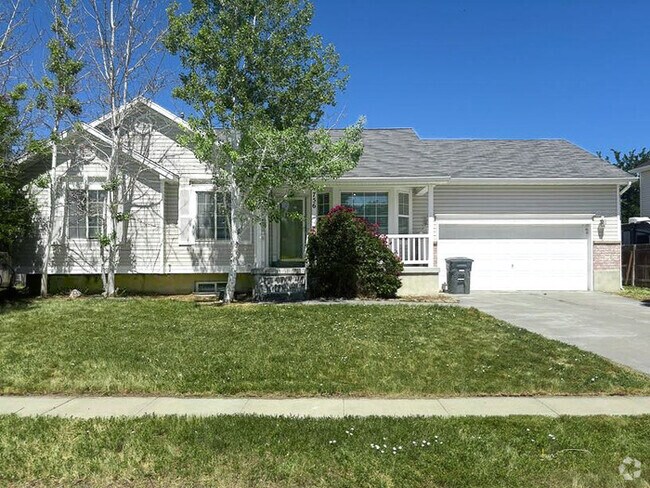 Building Photo - Spacious 5-Bedroom Home in Stansbury Park ...