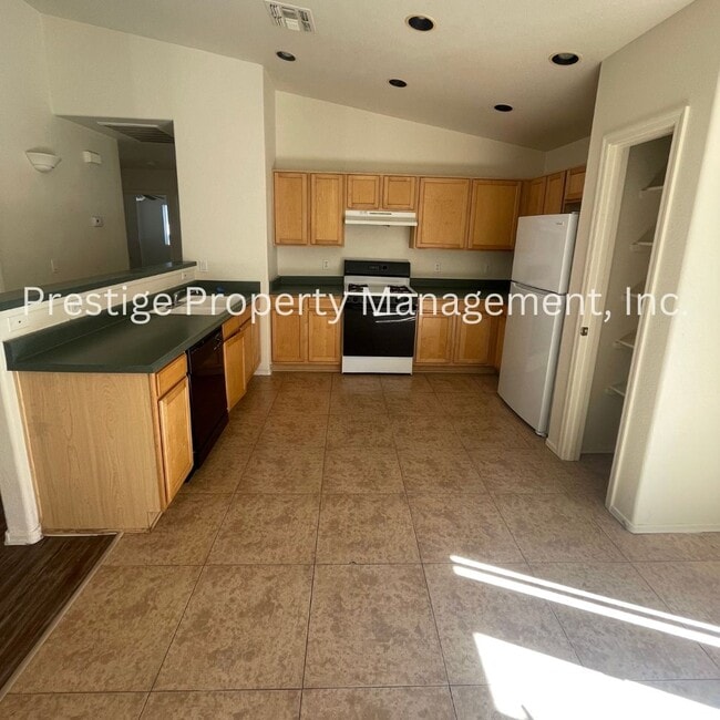 Photo - Charming Rita Ranch Home!!!