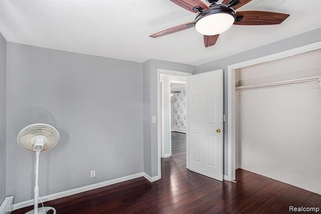 Photo - 1035 Wyman Dr