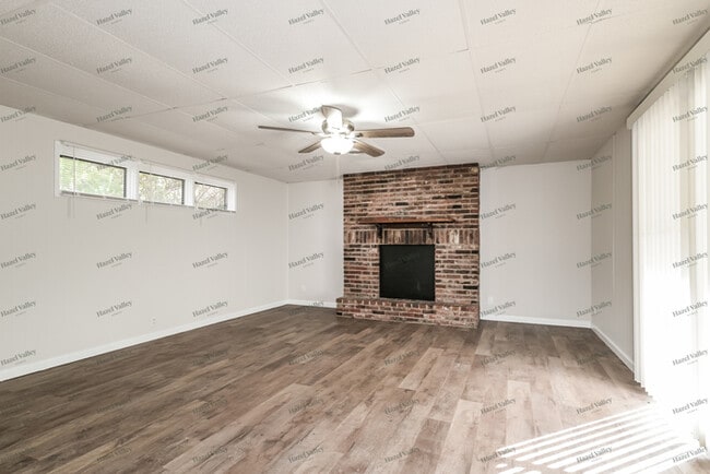 Photo - 10 Brightwell Ct