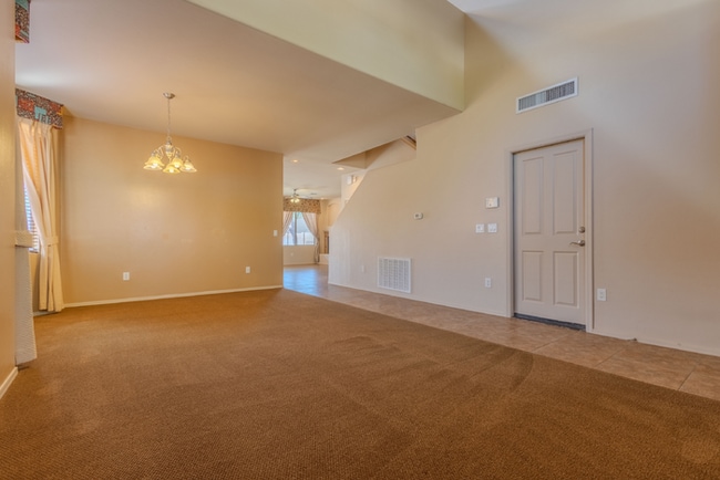 Photo - Beautiful home, close to Walmart, Sprouts ...