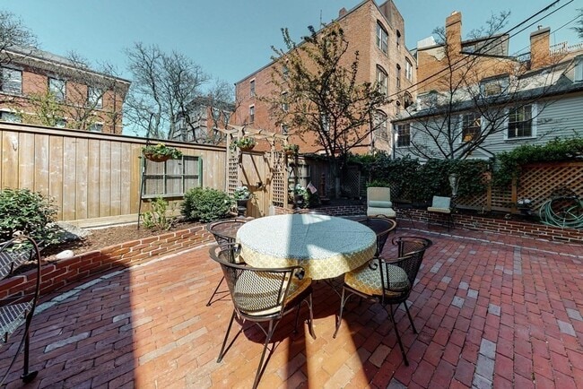Photo - 23 Pinckney St Unit 1