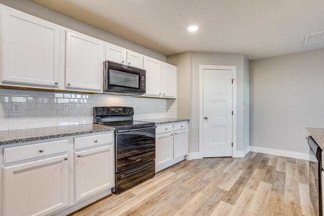 Photo - 8843 W Haylee St