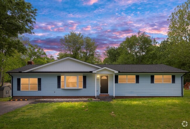 Building Photo - 6819 Woodcock Ln Rental