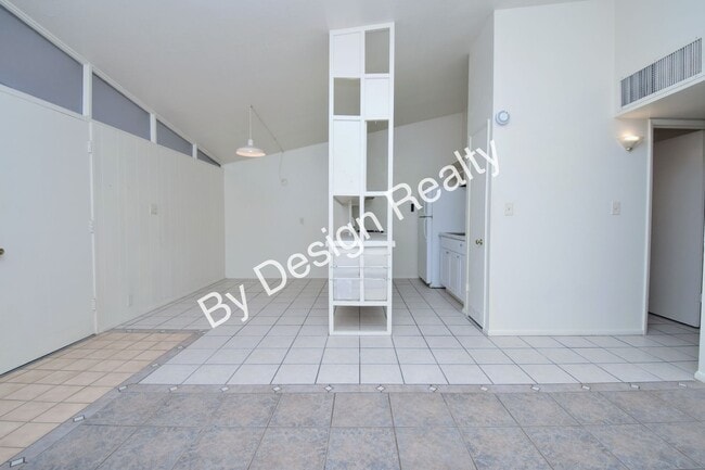 Photo - Sun-Drenched Mid-Century Living Near Garden District