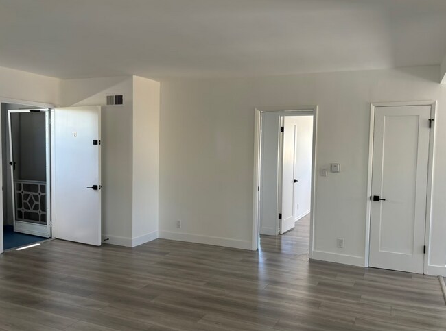 347 6th Ave Unit B