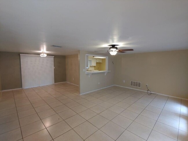 Photo - 2/2/1 1320 Sq. Ft. with INDOOR LAUNDRY, UPDATED BATHROOMS & a HUGE kitchen...