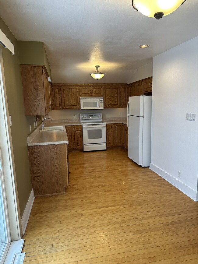 Photo - 222 Pine St Unidad 222A