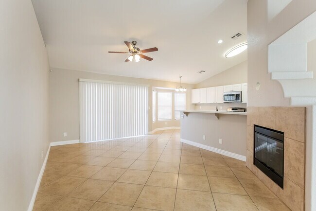 Photo - 3502 Sockeye Ln