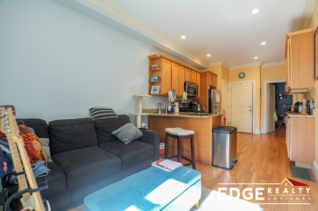 Photo - 27 Lothrop St Unit 1