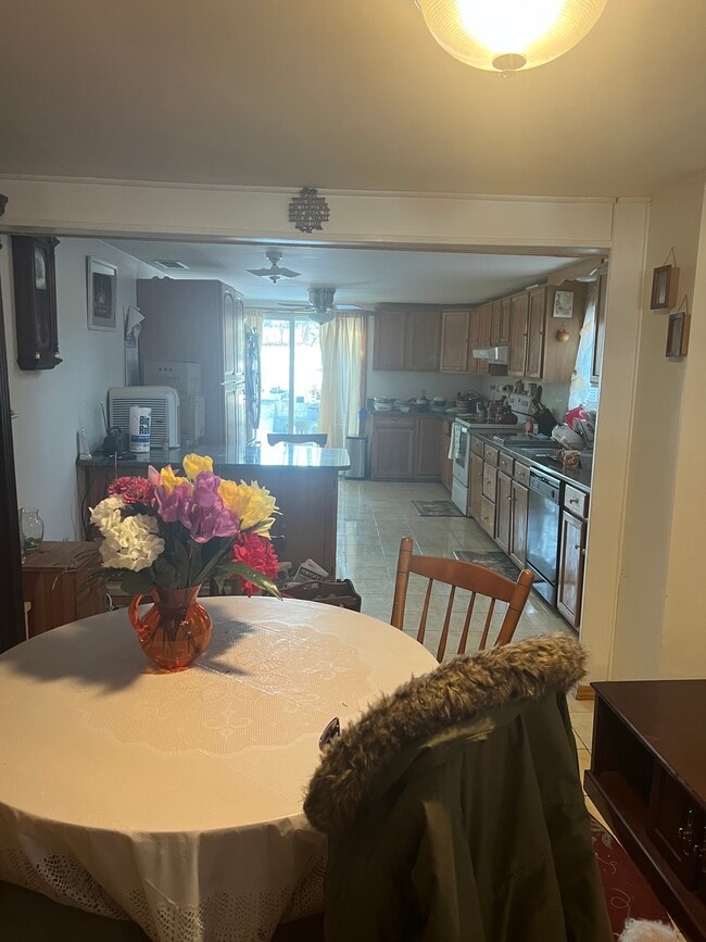 Photo - 14 Canterbury St