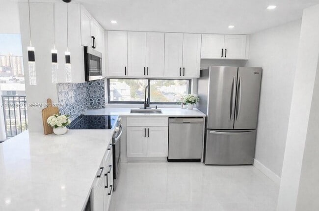 Photo - 17021 N Bay Rd Unit 814