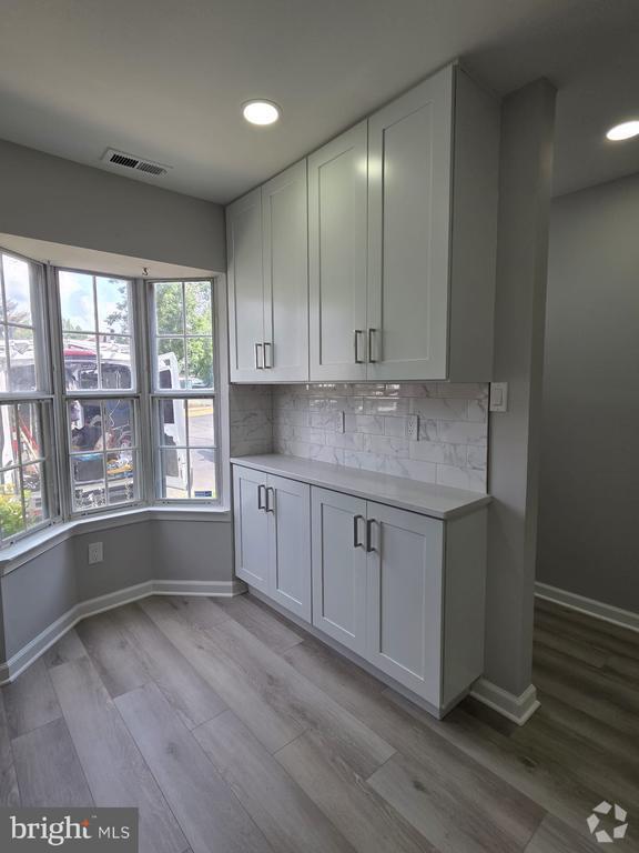 Building Photo - 8531 Southlawn Ct Rental