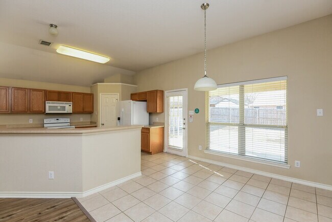 Photo - 3912 Big Thicket Dr