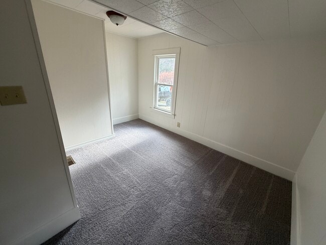 Photo - 716 Park Lane