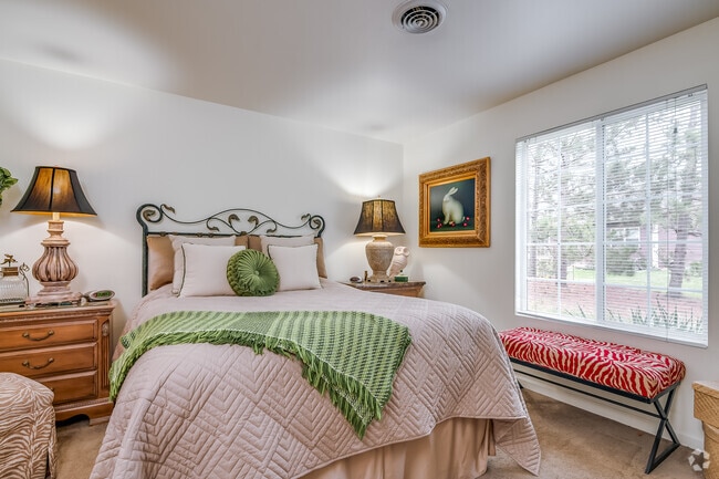 3BR, 2BA - 1,280SF - Bedroom