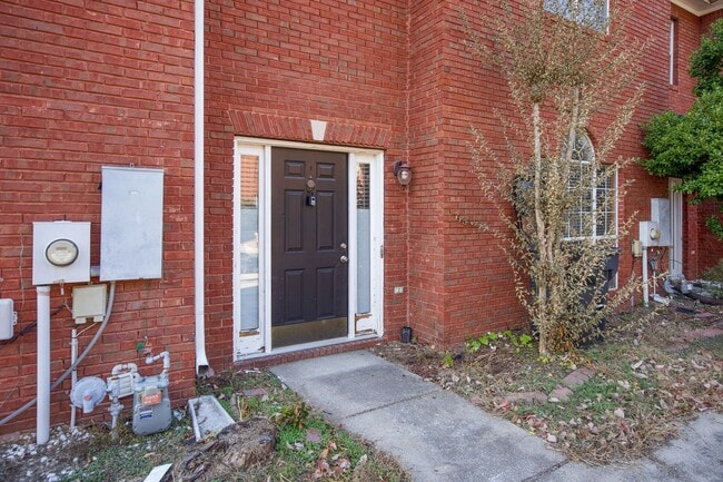 Photo - 4 Bedroom 2 Bath Townhouse in Pelham