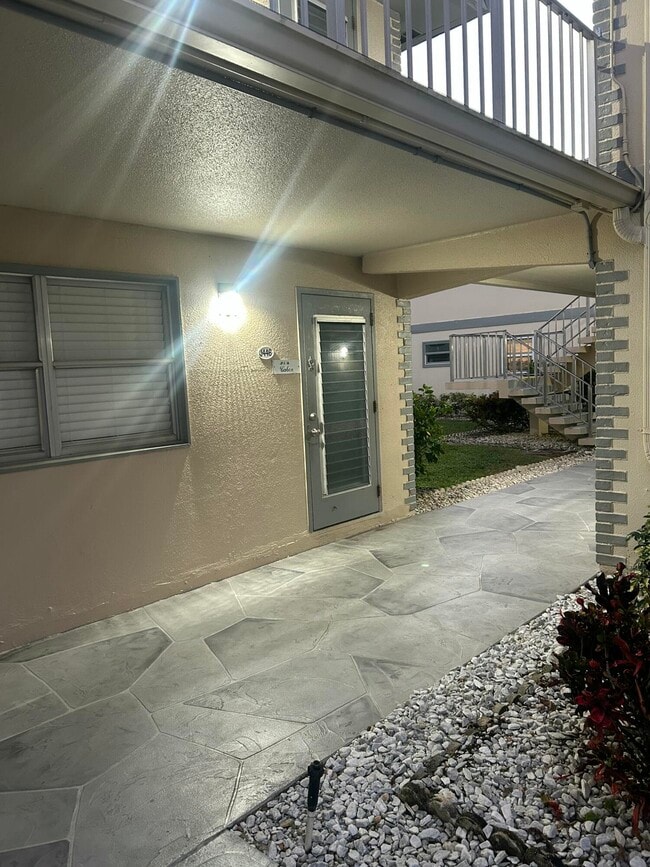 Photo - 446 Brittany Dr Unit J