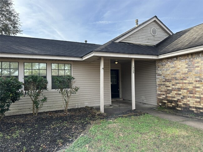 Photo - 1735 Jo Ann Ln