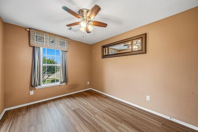 22327 Albee Dr