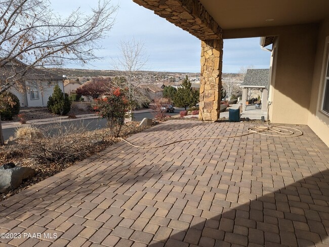 Photo - 3057 Trail Walk