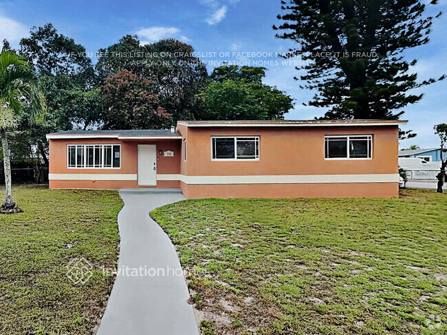 Building Photo - 735 NW 184th Dr Rental