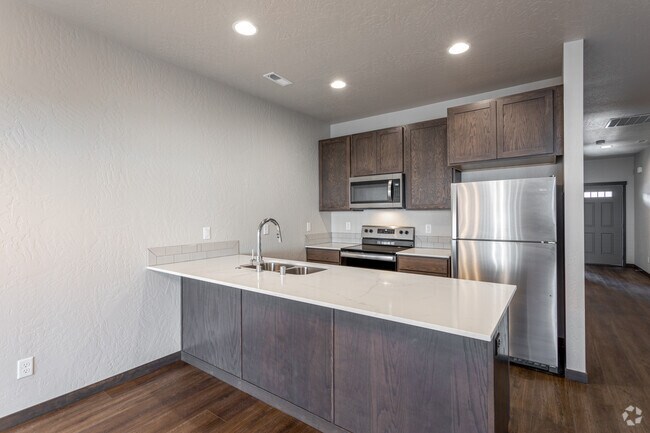 3BR, 2BA - 1,437 SF