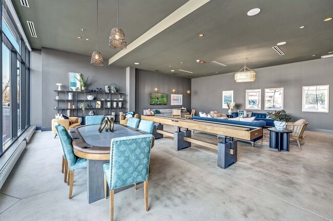 Photo - Albion Highland Park