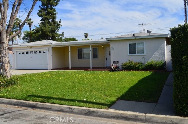 Building Photo - 4722 N Fircroft Ave