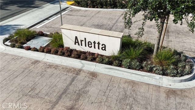 Photo - 2720 Kelley Pl