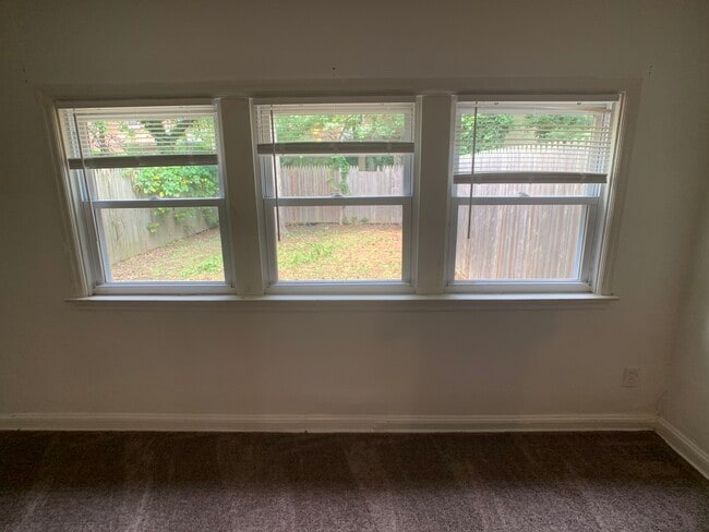 Photo - 14 S Rodney Dr