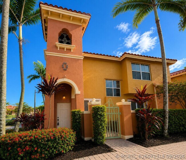 906 SW 143rd Ave