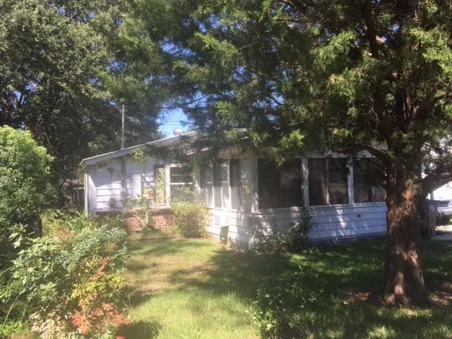 Building Photo - 2726 Moot Ave Rental
