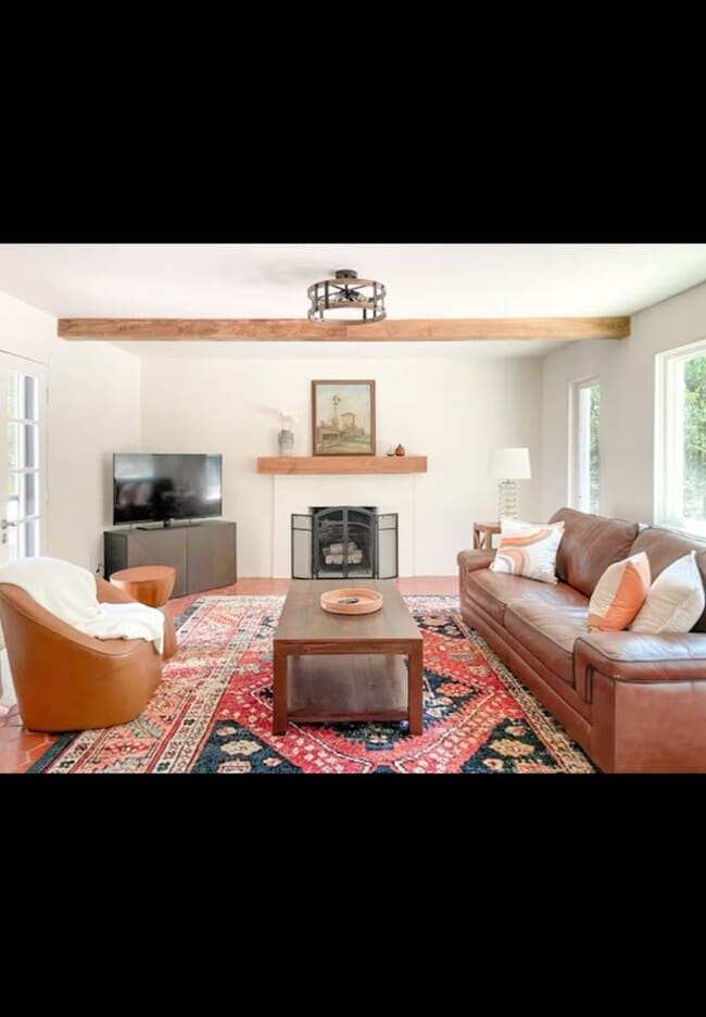 Photo - 758 RSCR 1490 Point - Furnished Home