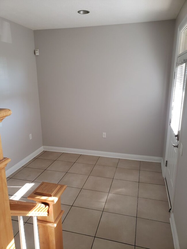 Photo - 1 Bed 1.5 Bath Townhome in King-Lincoln Br...