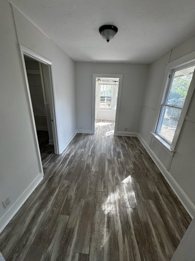 Photo - 315 N K St