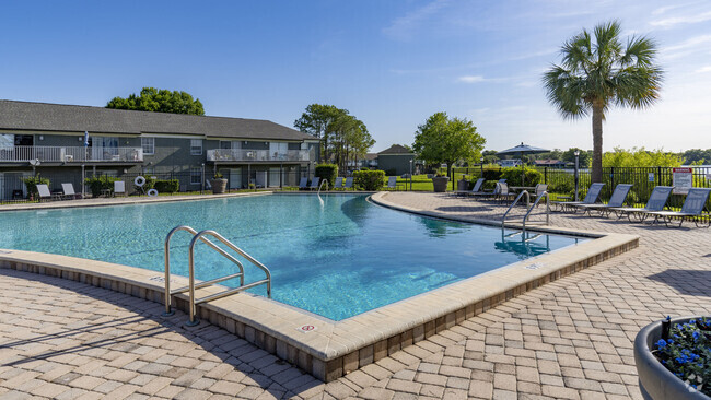 Building Photo - Hamilton Point on Egypt Lake Rental