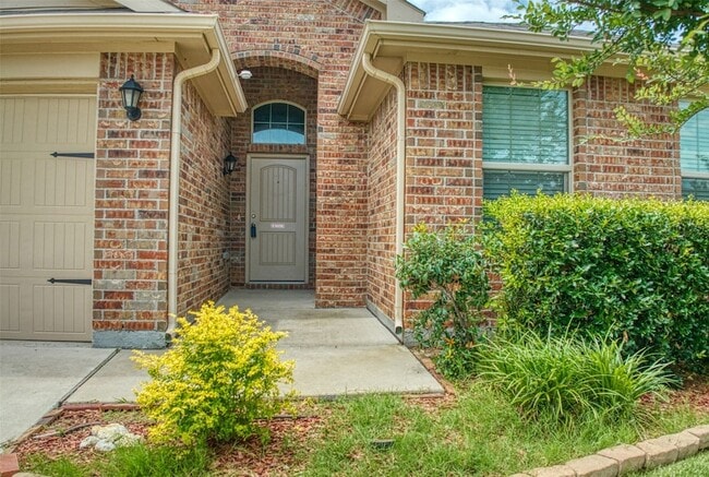 Photo - 744 Walls Blvd