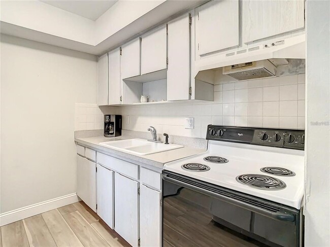 Photo - 841 Patricia Ave Unit 103