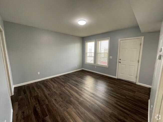 Building Photo - Bright and Beautiful Second Floor 2 Bedroo... Unit 658-2R Rimmon Rental