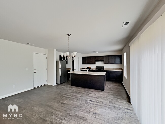 Photo - 126 Forest Bend Way