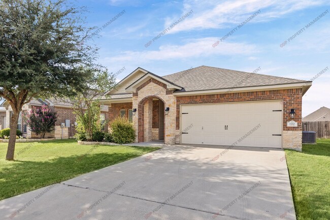 Photo - 612 Cross Dr.