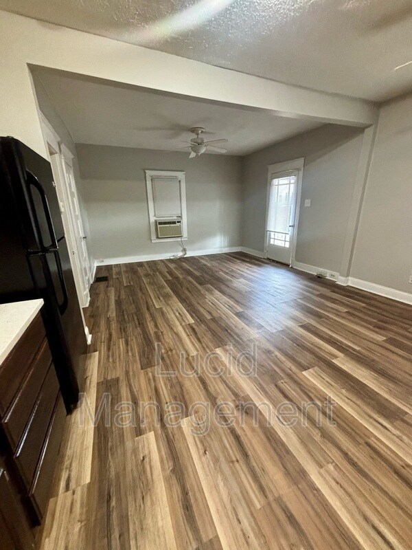 Photo - 1015 Sale Ave