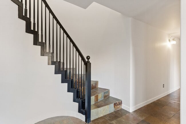 Photo - Beautiful 3 Bedroom 3 Bathroom Home With Stunning Views
