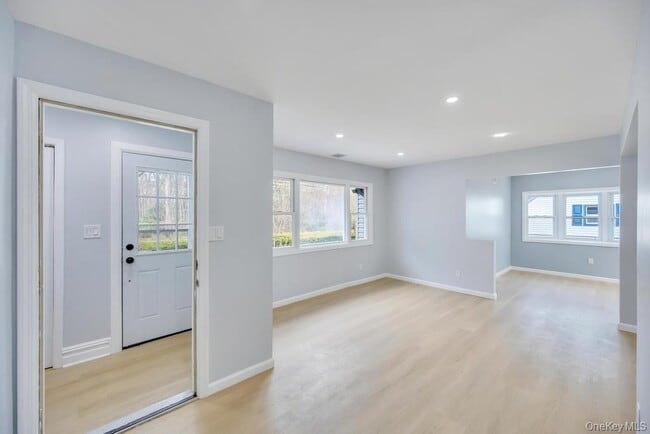 Photo - 207 August Rd