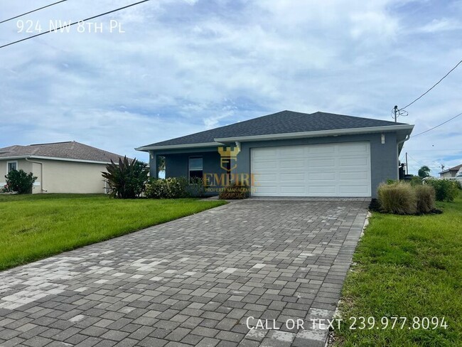 Photo - 924 NW 8th Pl