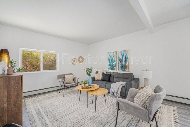 Photo - 1580 S Krameria St