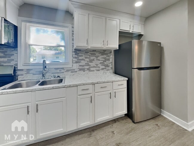 Photo - 1224 Earhart St